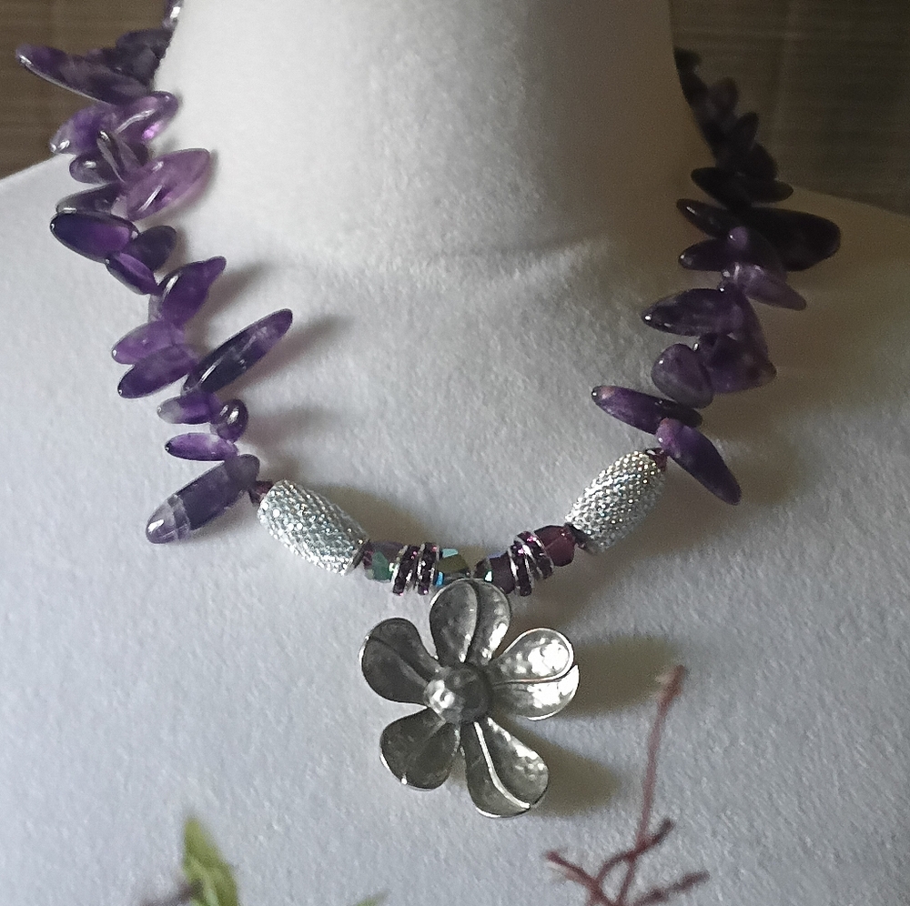 Vintage Amythest Gemstone with Rhinestone Beaded Necklace 18 Inches